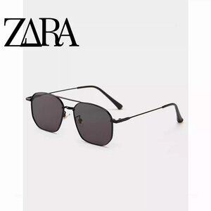 Trendy Black Sunglasses